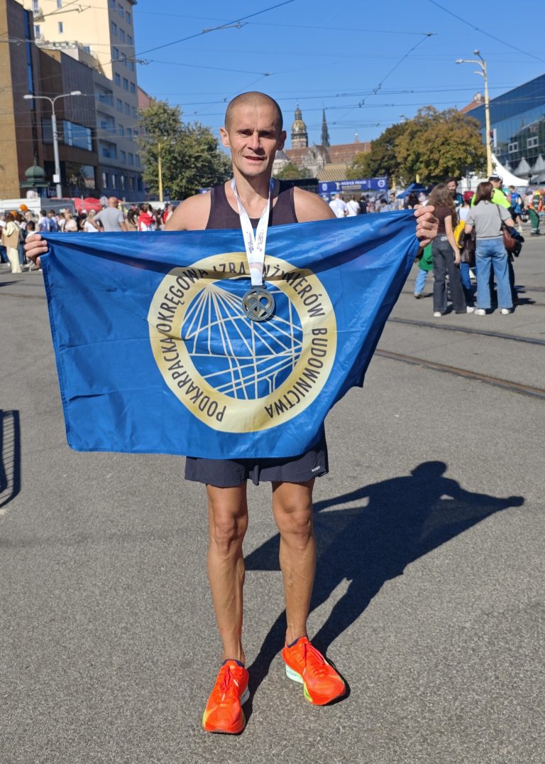 Kol. Damian Ślęczka reprezentuje PDK OIIB na trasie 103. Międzynarodowego Maratonu Pokoju w Koszycach!
